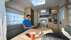 Sterckeman 492 LJ (2024) f