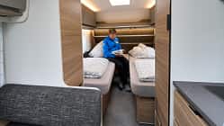 Dethelffs Nomad (2025) Dethleffs Nomad 490 EST Betten im Heck