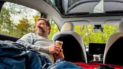 Tesla, Model Y, Car Camping, E-Wagen