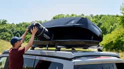 Dachboxen fuer kompakte Campingbusse im Test