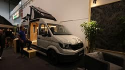Vannado Altiplano Campingbus Aufstelldach Dachterasse
