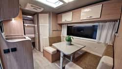Across Car Premium 780 CDL, Caravan, Sitzgruppe, Küche