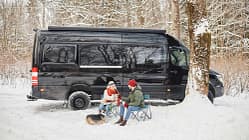 Campingbus, Winter, Paar, Hund