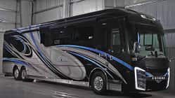 Außenaufnahme, Doppelachse, Lackierung blau