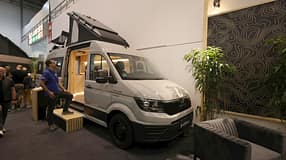 Vannado Altiplano Campingbus Aufstelldach Dachterasse