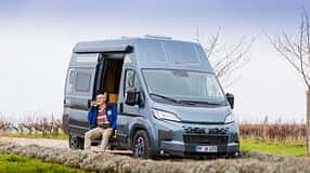 Frontansicht, Karmann Dexter 595, Wohnmobil, Camping, Camperbus