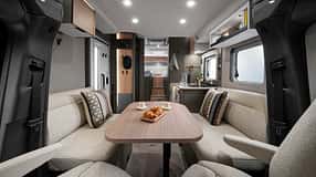 Hymer GT-S, Teilintegrierter, Sitzgruppe, face to face