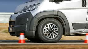 f_Sommerreifen_Pylone