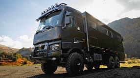 Kodiak 6x6 von R Truck-France als großer Expeditions-Lkw mit Wohnkabine