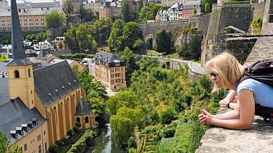 Durch den unteren Stadtteil schlängelt sich die Alzette.