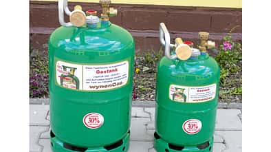 zwei Tankflaschen