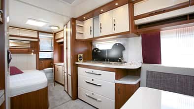 Premiere Hobby Excellent 560 WFU