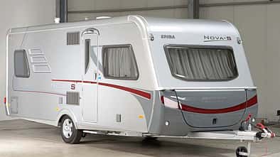 Immer wieder kommt es an der Gaskastenklappe zu Rissbildungen.