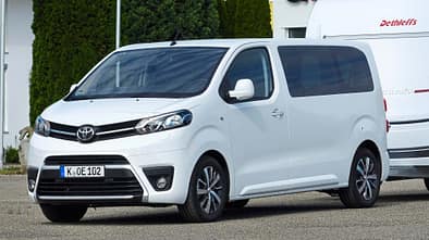 Zugwagen Toyota Proace Verso Shuttle