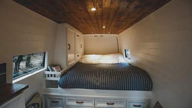 The road is our home Bett