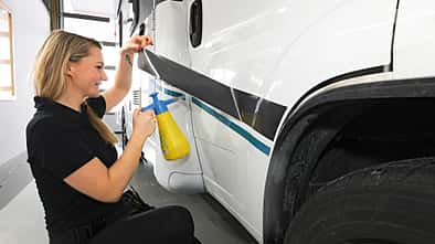 Außendekorfolie erneuern 