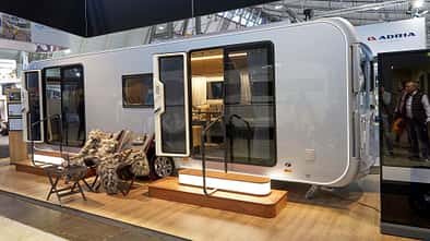 Adria Astella 704 DP (2020)