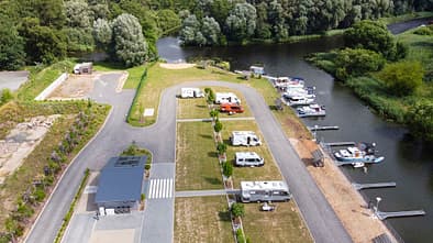Stellplatz im Hafen am Speicher