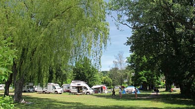 Campingplatz vs. Stellplatz