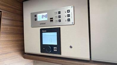 Reisemobil optimieren Neues Kontrollboard einbauen Panel nachher