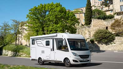 Steuern rund ums Reisemobil Fahrbild i