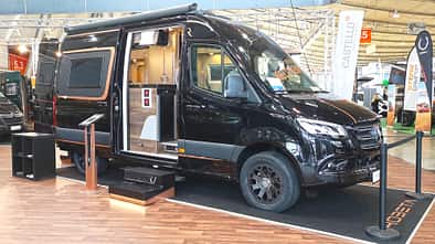 Außenansicht, Beifahrerseite, Aufbautür, Mercedes, Campingbus