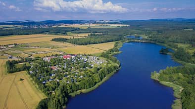 Campingpark LuxOase, Vogelperspektive, Luftaufnahme, See, Natur
