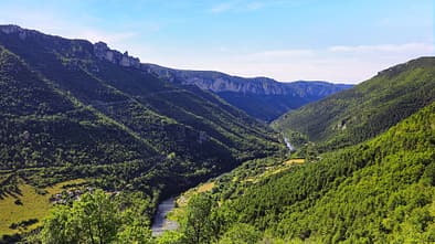 Tal, Les Vignes, Panoramauafnahme, Natur, Grün, Wasser