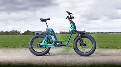Ebike, Fatbike, breite Reifen, türkis, Landschaft
