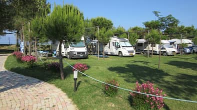Pineto Beach Village & Camping - Stellplatz