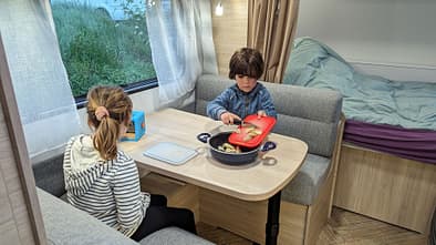 Caravelair Sport Line 486 Kochen