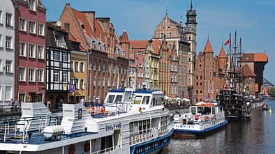 Stadt, Kanal, Boote, Fassaden, Himmel Stadt, Kanal, Boote, Fassaden, Himmel