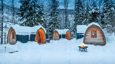 Glamping Resort Atzmänning mit Holz-Iglus, Schweiz
