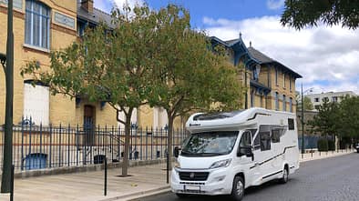 Reise Champagne f Camping