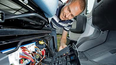 EBL, Fahrersitz, Einbau, Redakteur, Reisemobil