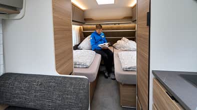 Dethelffs Nomad (2025) Dethleffs Nomad 490 EST Betten im Heck