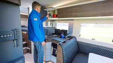Adria Coral MB 670 SL (2025) Kueche f