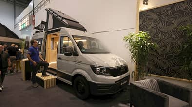 Vannado Altiplano Campingbus Aufstelldach Dachterasse