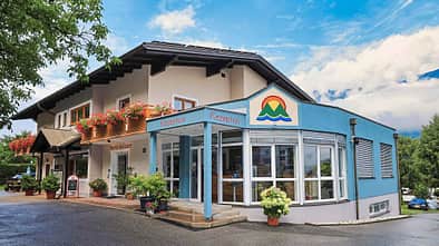 Camping Mentl, Stellplatz, Landskron, Hauptgebäude, Rezeption