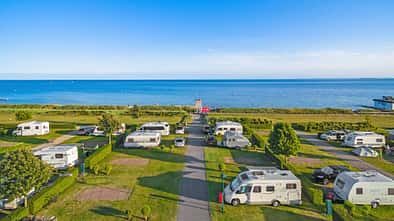 Campingplatz, Camping, Luxus, Caravan, Wohnmobil