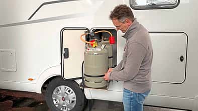 Gasflasche, Mann, Gas