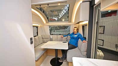 Sitzgruppe, Adria Adora 532, CMT 2026, Wohnwagen, Camping