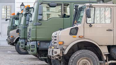 Militärfahrzeuge