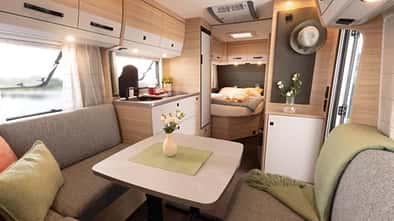 Dethleffs Summer Edition 470 FR, Französisches Bett