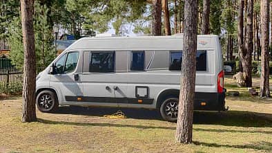 Campingplatz Motzener See, Bäume, Camping, Campingbus