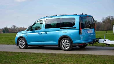 Ford, Ford Tourneo Hybrid, Zugwagen, Zugfahrzeug, Hinten