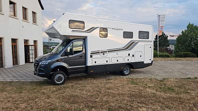 Phoenix Star 7200 RSL Alkoven-Wohnmobil von außen