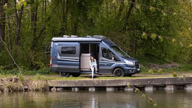 Campingbus, Außenansicht, Wasser, Vanlife