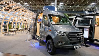 La Strada Regent (2025) f