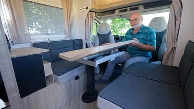 Challenger S294 Slim-Teilintegrierter Sport Edition Sitzgruppe